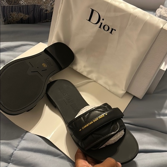 Women Slides - Picture 5 of 5